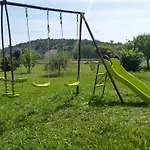 Almas